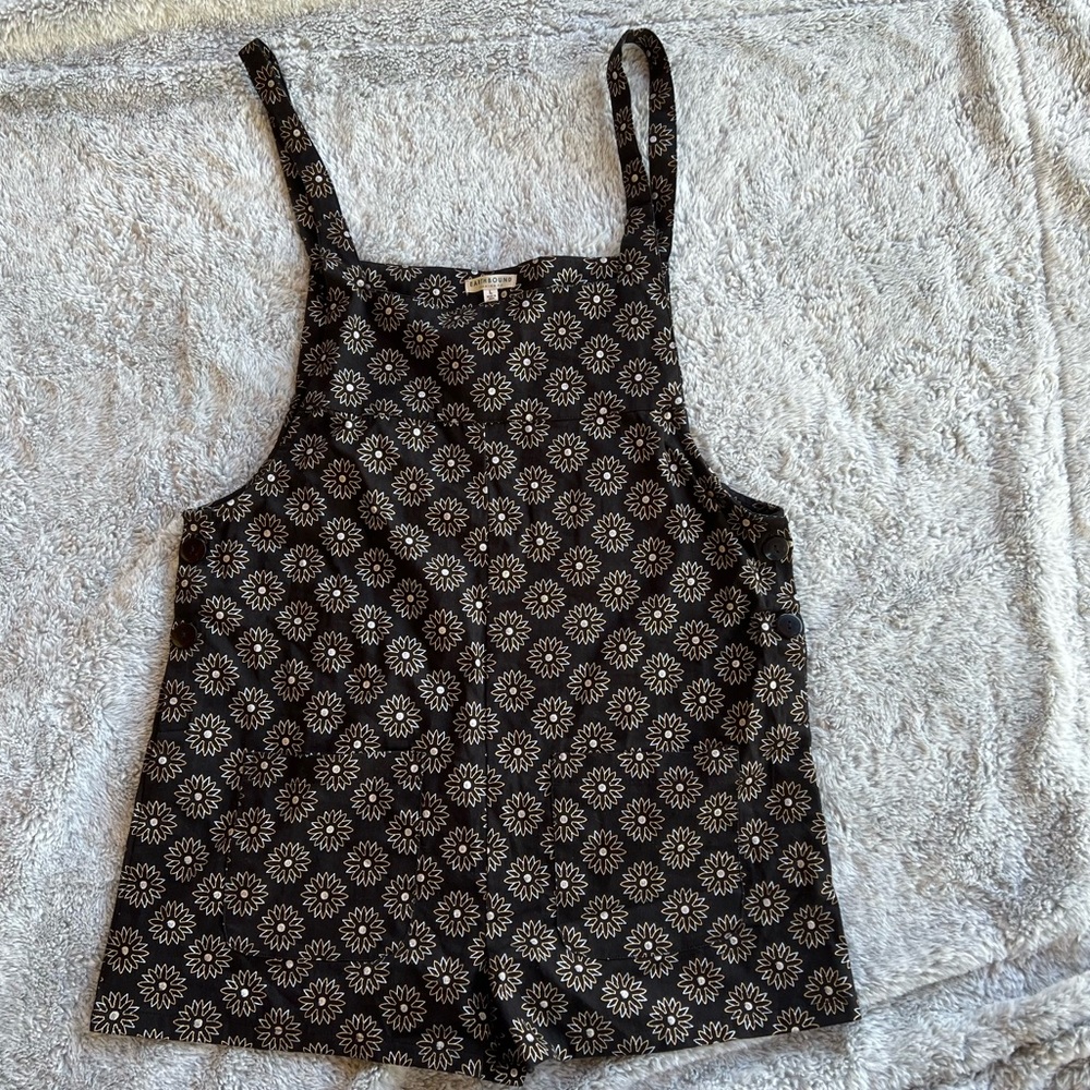 Earthbound Trading Short Overalls Large